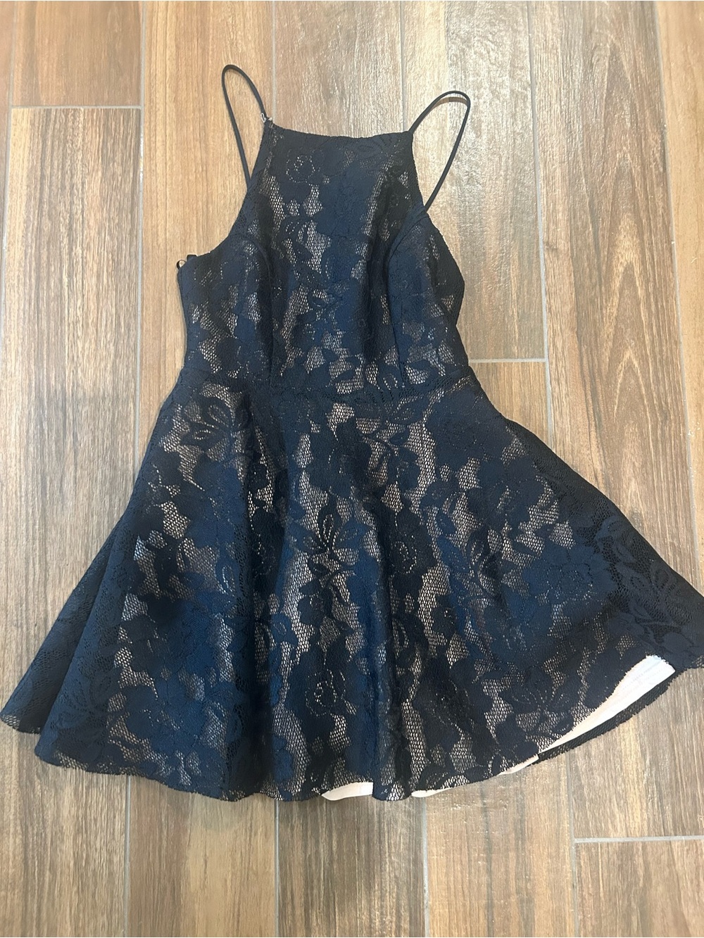 Windsor Black Lace Spaghetti Strap Dress Size Small (Has Defect - Description)